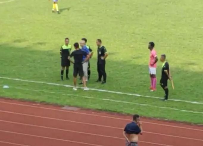  球场暴力事件频发，足协重拳整治赛风赛纪