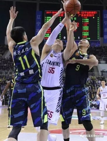  四川金强进攻乏力大比分落后于辽宁