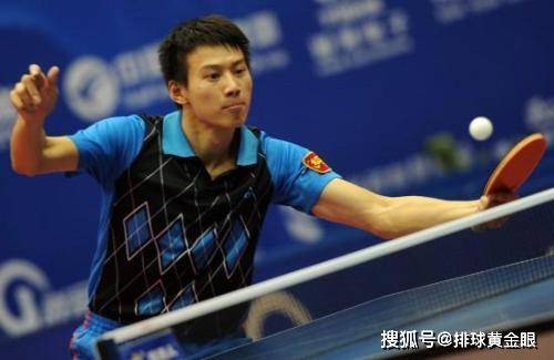  裁判判罚引争议，赛后复盘聚焦热点