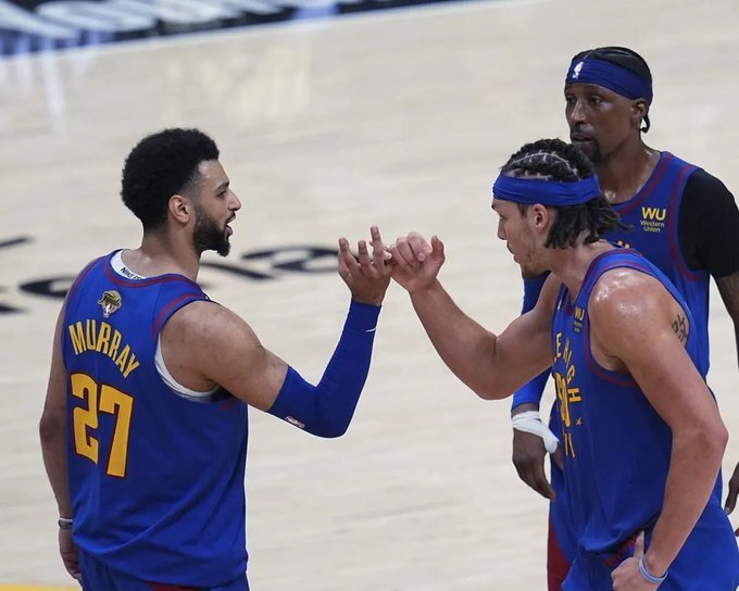  退役球星转型教练席，执教首秀备受瞩目